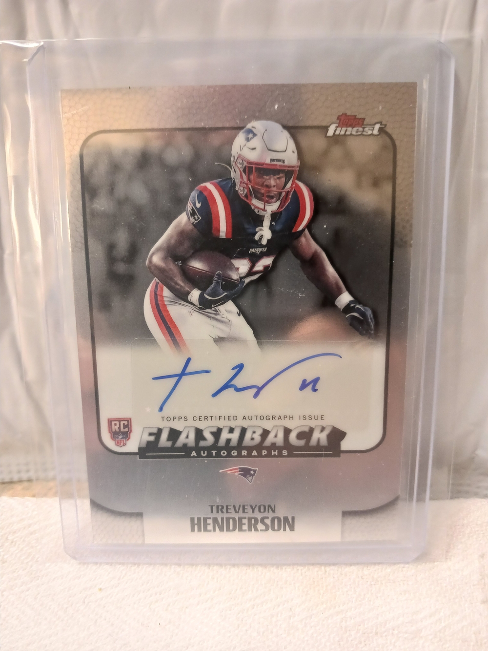 2025 Topps Finest Flashback Autographs  Treveyon Henderson Rookie Card